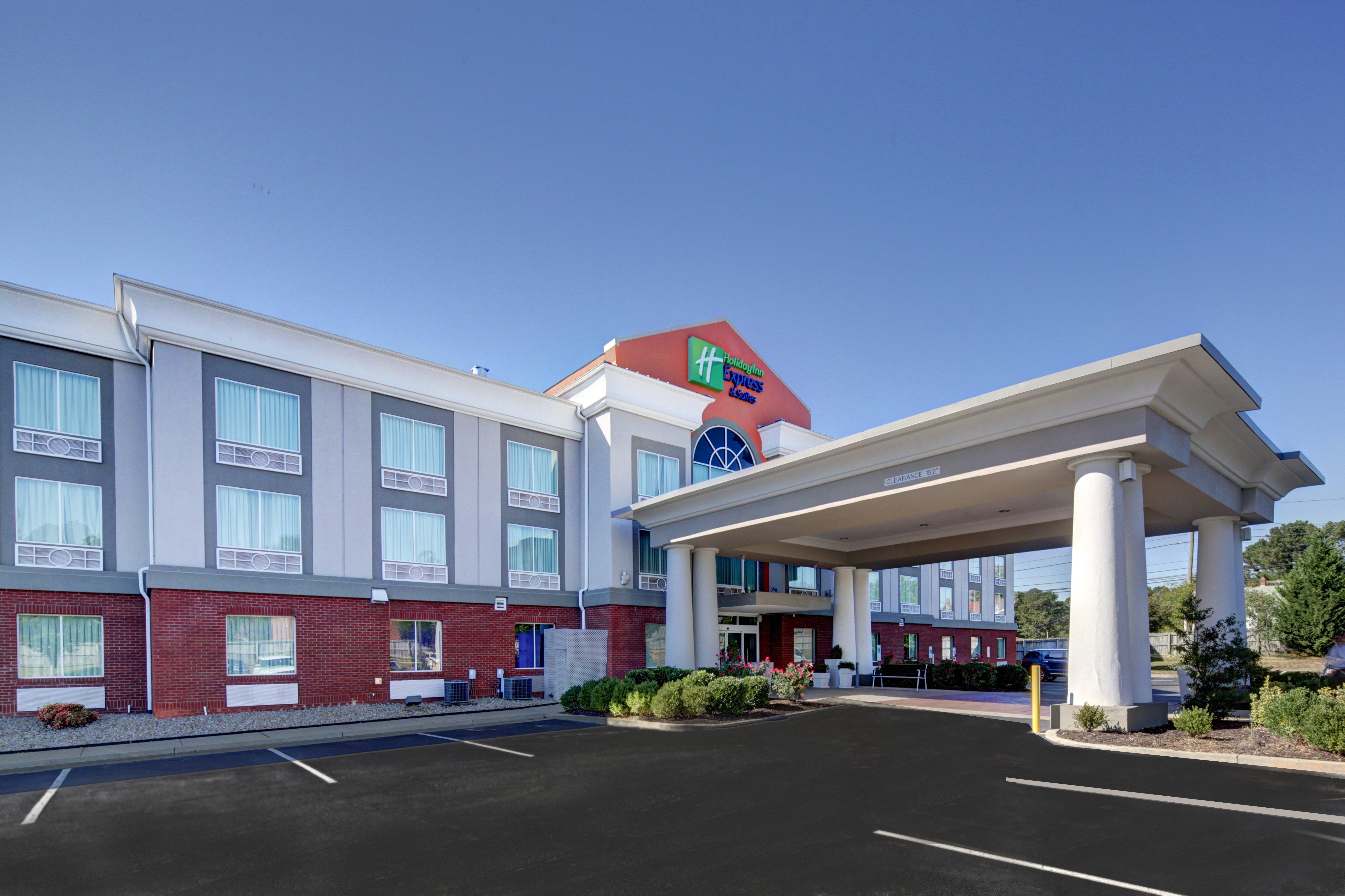 Holiday Inn Express Hotel & Suites Emporia By Ihg Buitenkant foto
